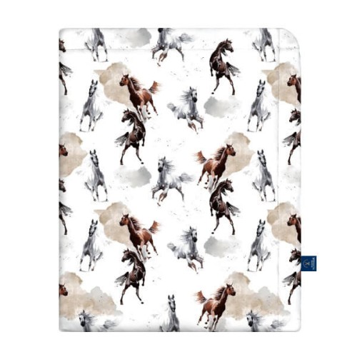 horses narzuta na łóżko.jpg