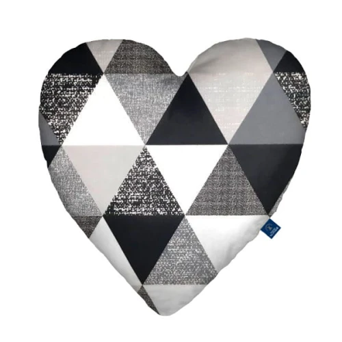 gray triangles poduszka serce.jpg