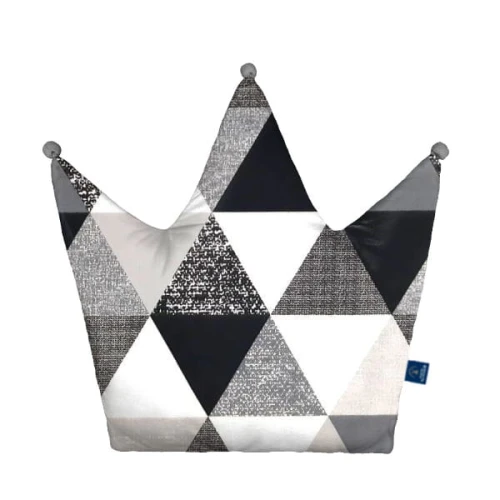 gray triangles poduszka korona.jpg