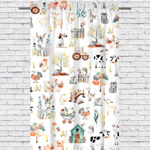 village zasłona na tunelu.jpg