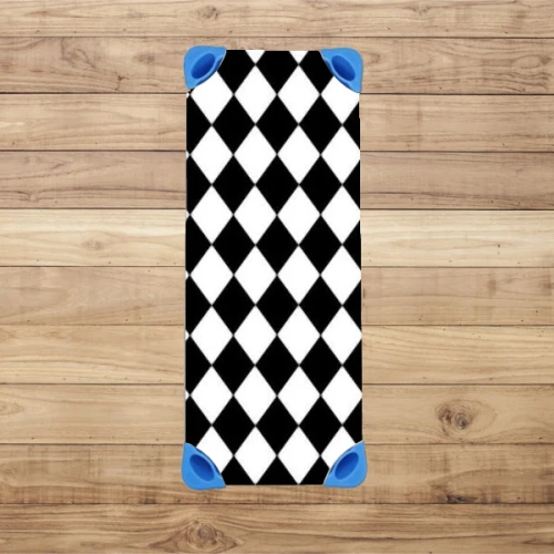 chessboard prześcieradło na leżak do przedszkola.jpg