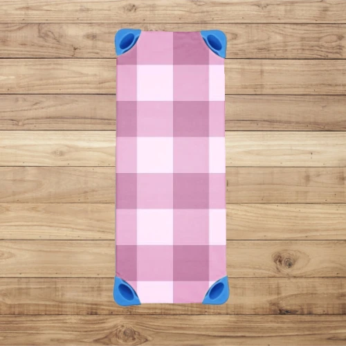 grid pink prześcieradło na leżak do przedszkola.jpg